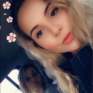 Meet your Posher, Haley